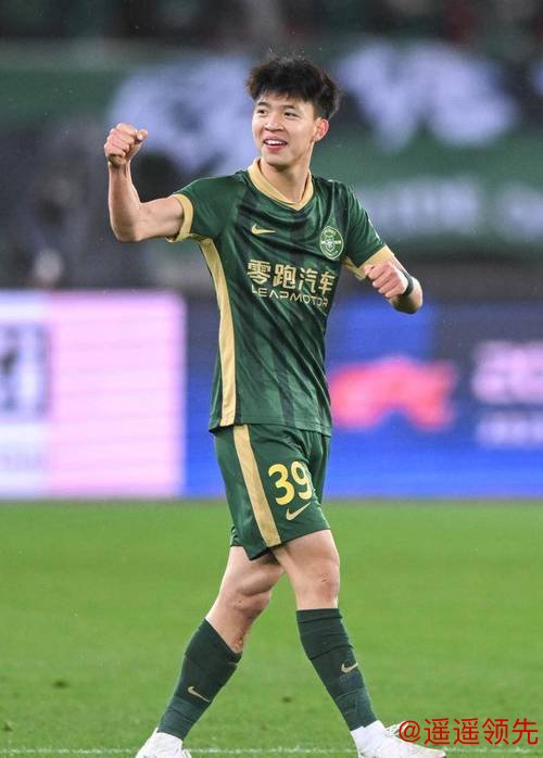 问鼎娱乐下载 豪横！王钰栋亚洲杯进球后发红包，队友期待他场场破门